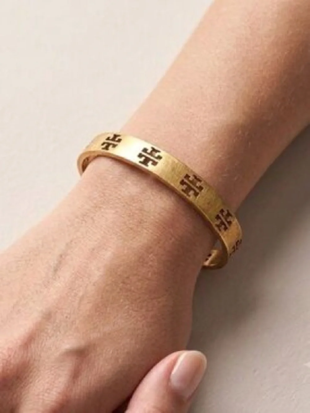 Tory Burch pair tory